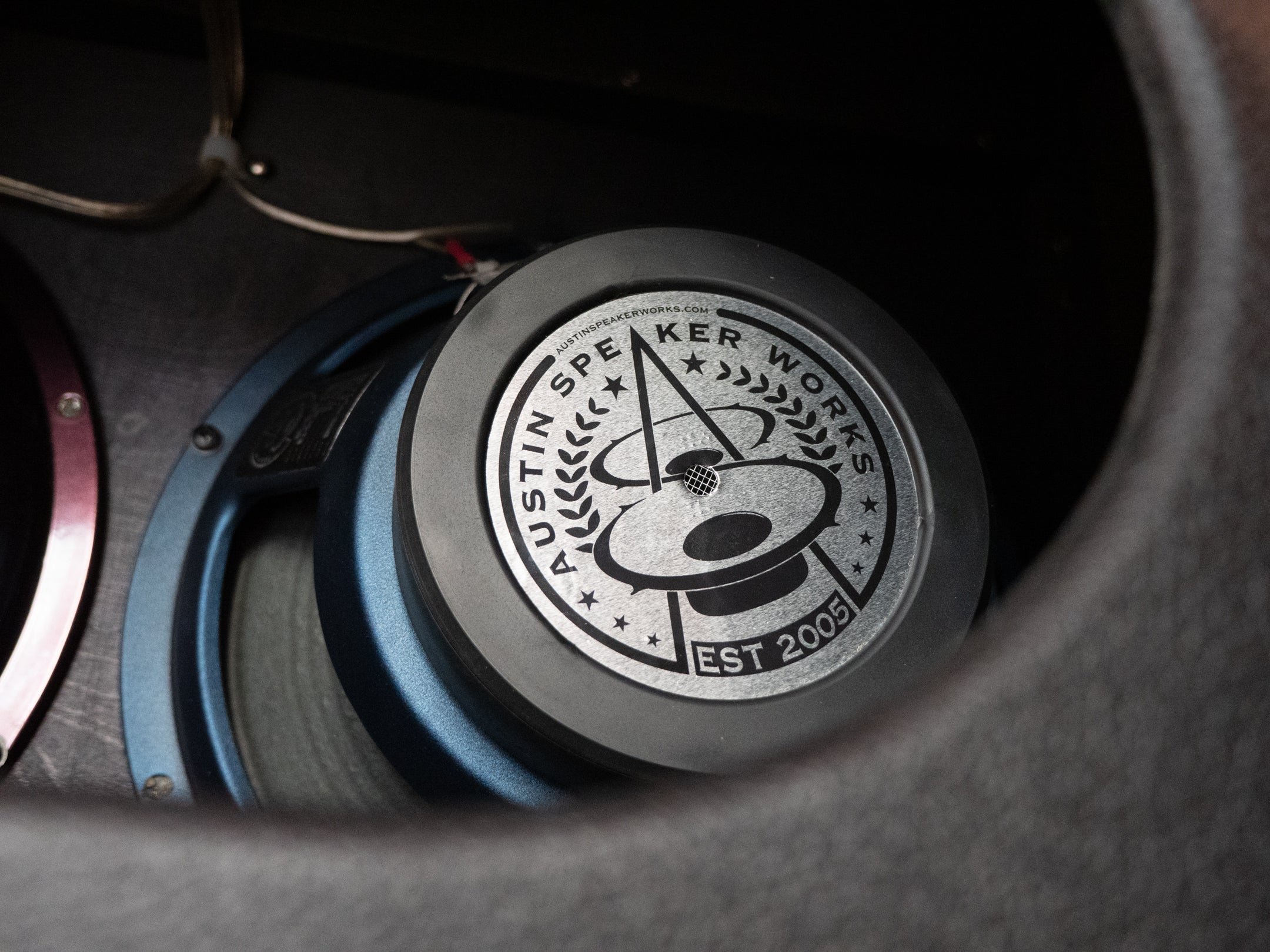 212 DAMBOLTONE OVALBACK BT80